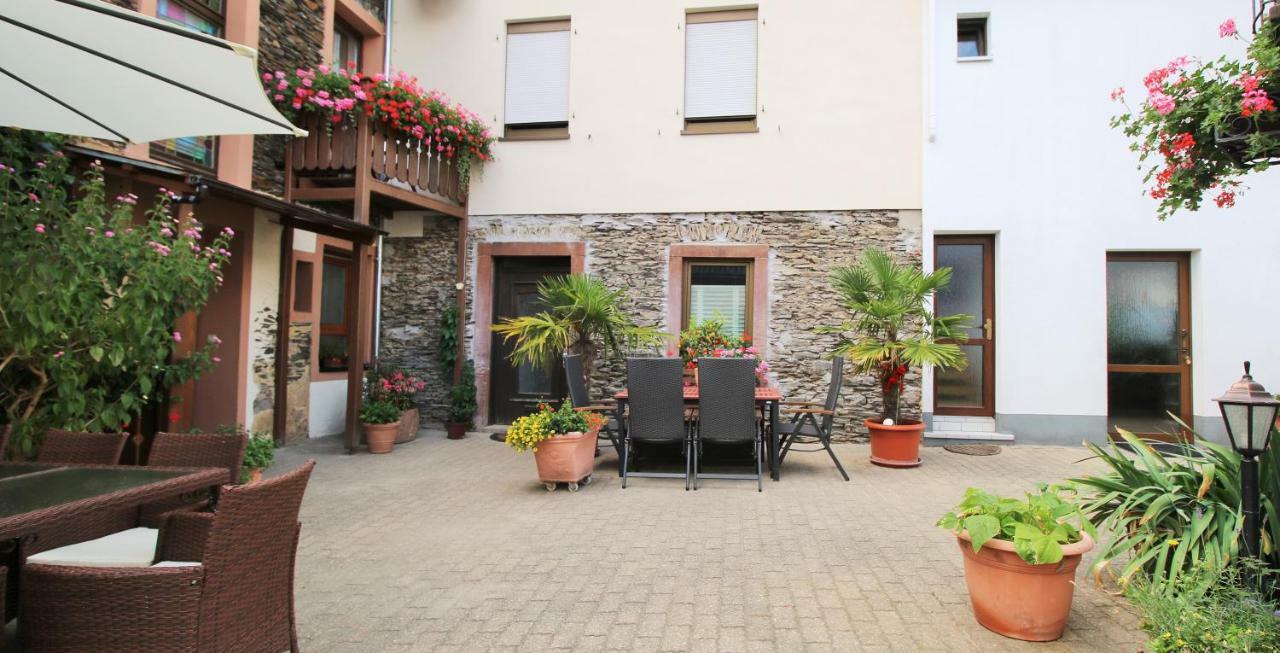 Gaestehaus Koen - Fewo Farfalle Цельтинген-Рахтиг Экстерьер фото